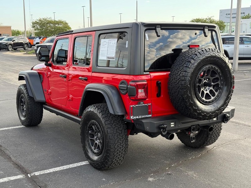 Jeep Wrangler Vehicle Full-screen Gallery Image 5