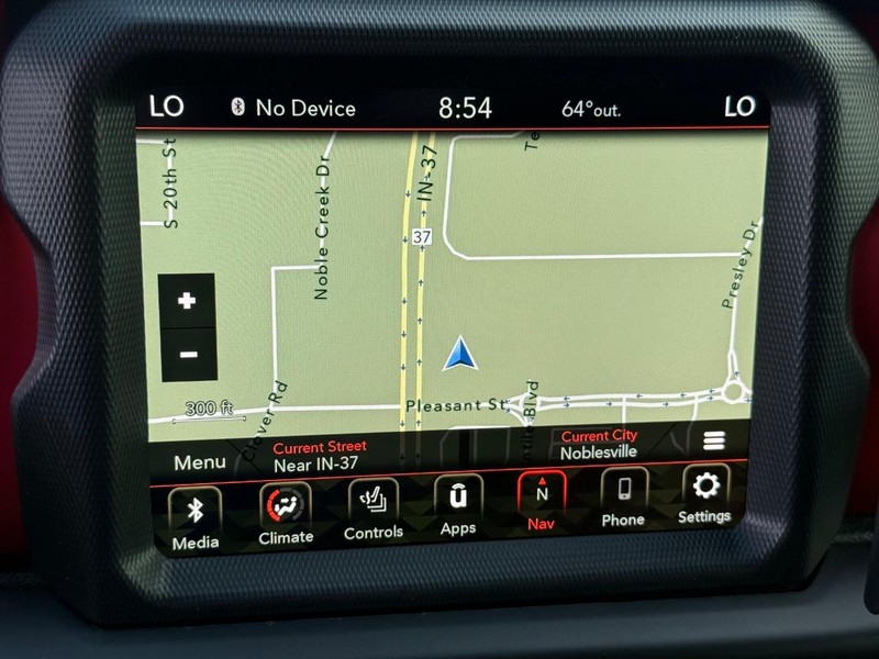 Jeep Wrangler Vehicle Full-screen Gallery Image 23