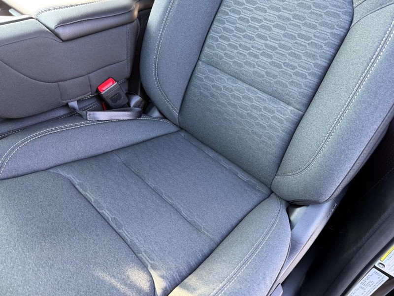 Ram 1500 Vehicle Full-screen Gallery Image 29