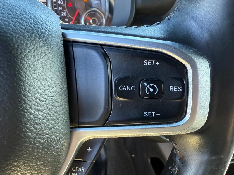 Ram 1500 Vehicle Full-screen Gallery Image 20
