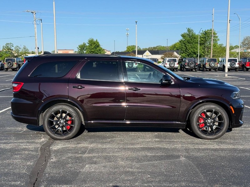 Dodge Durango Vehicle Full-screen Gallery Image 2