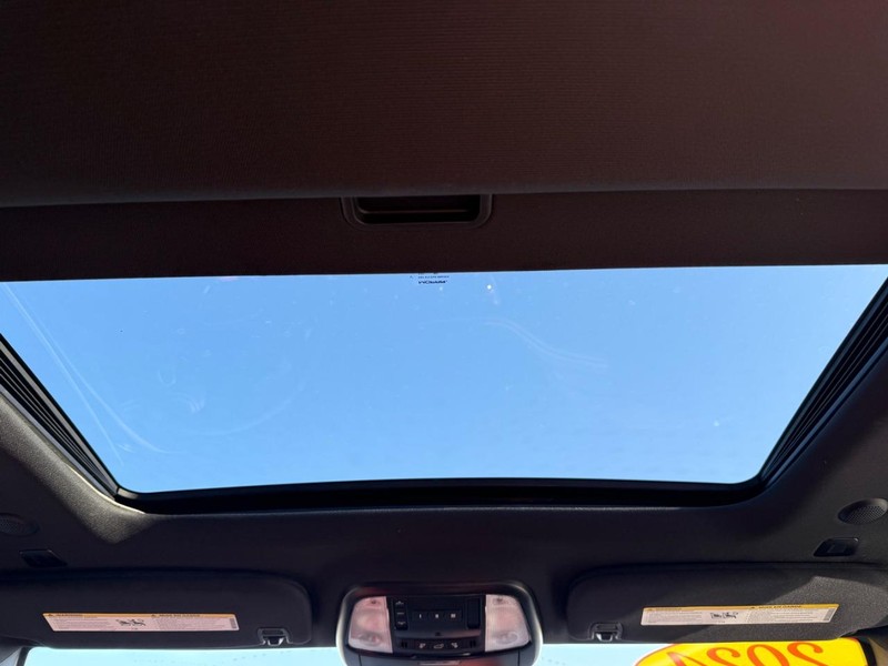Dodge Durango Vehicle Full-screen Gallery Image 14