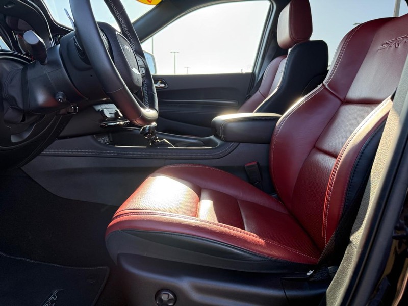 Dodge Durango Vehicle Full-screen Gallery Image 20