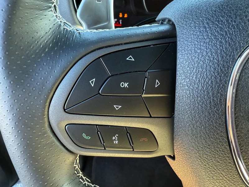 Dodge Durango Vehicle Full-screen Gallery Image 22