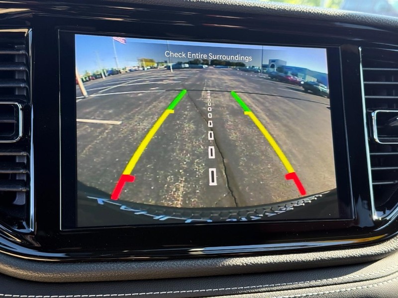 Dodge Durango Vehicle Full-screen Gallery Image 27