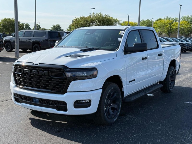 Ram 1500 Vehicle Full-screen Gallery Image 8