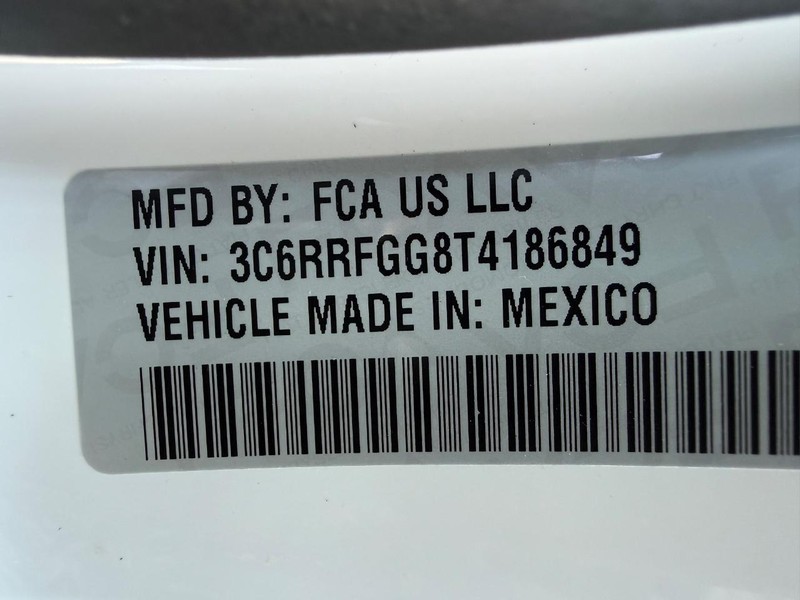 Ram 1500 Vehicle Full-screen Gallery Image 30