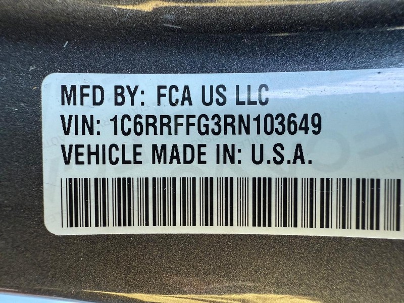 Ram 1500 Vehicle Full-screen Gallery Image 30