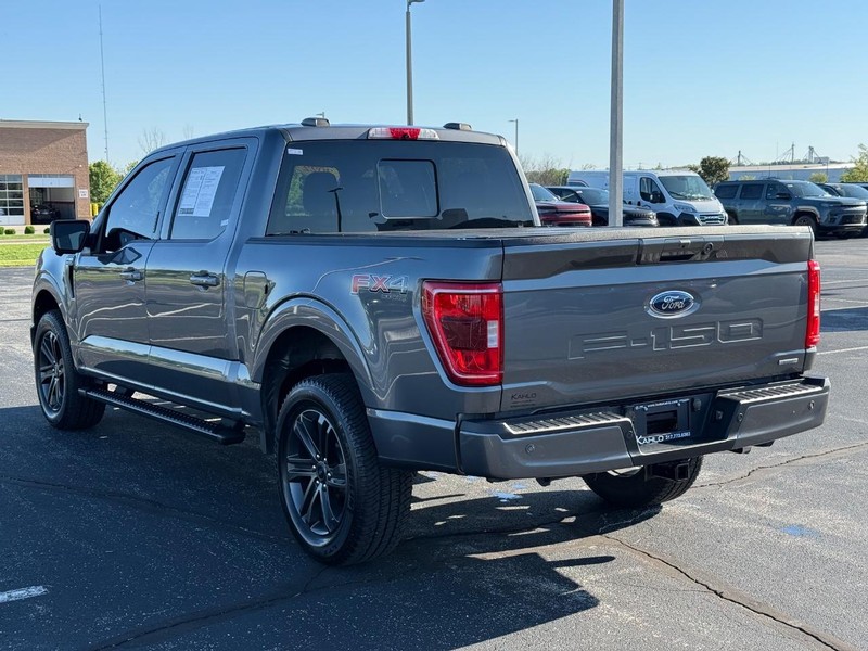 Ford F-150 Vehicle Full-screen Gallery Image 5