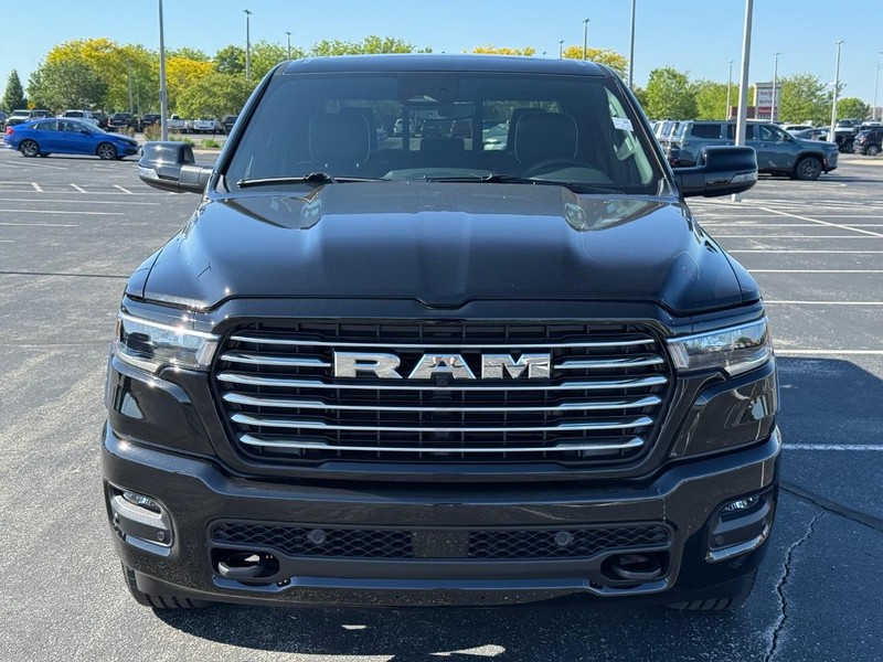 Ram 1500 Vehicle Full-screen Gallery Image 9