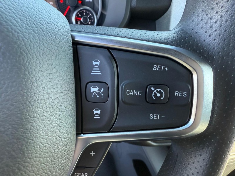 Ram 1500 Vehicle Full-screen Gallery Image 20