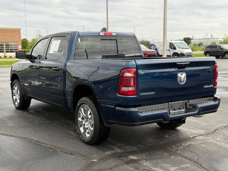 Ram 1500 Vehicle Full-screen Gallery Image 5
