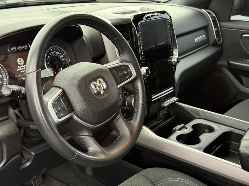 Ram 1500 Vehicle Full-screen Gallery Image 19