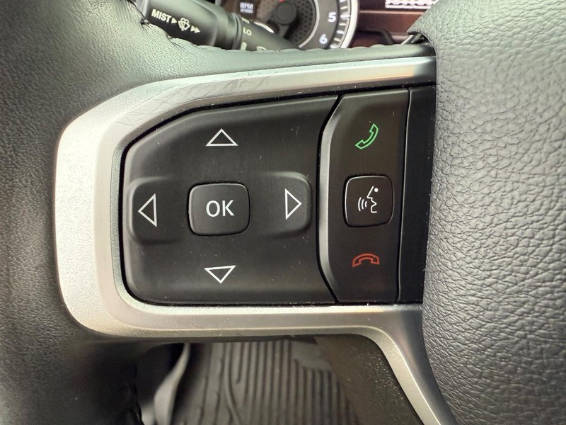 Ram 1500 Vehicle Full-screen Gallery Image 20