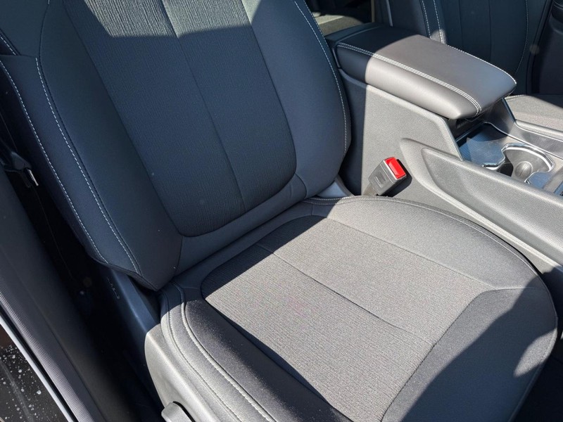 Jeep Grand Cherokee Vehicle Full-screen Gallery Image 15