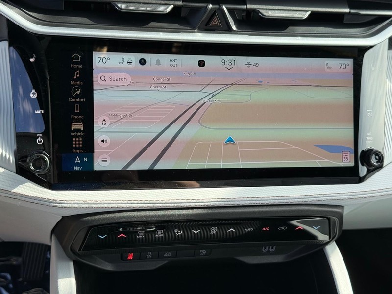 Jeep Cherokee Vehicle Full-screen Gallery Image 24