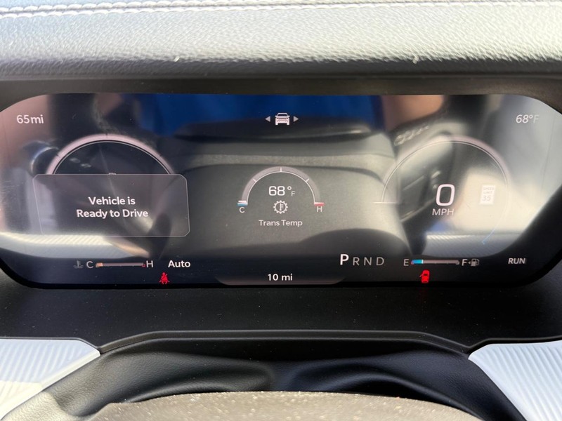 Jeep Cherokee Vehicle Full-screen Gallery Image 29