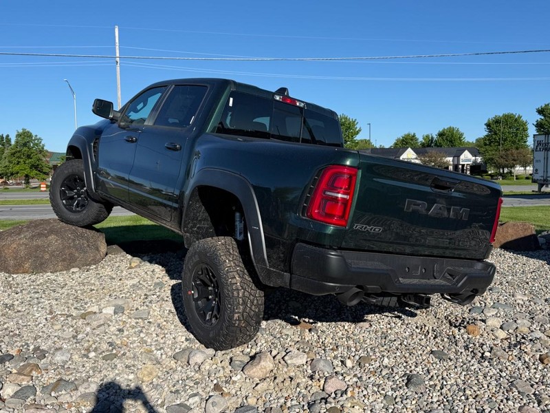 Ram 1500 Vehicle Full-screen Gallery Image 13