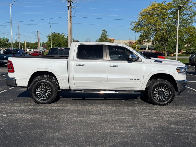 Ram 1500 Vehicle Full-screen Gallery Image 2
