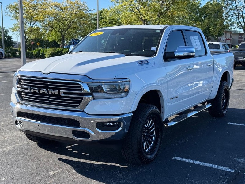 Ram 1500 Vehicle Full-screen Gallery Image 8