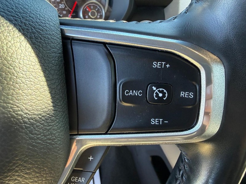Ram 1500 Vehicle Full-screen Gallery Image 20