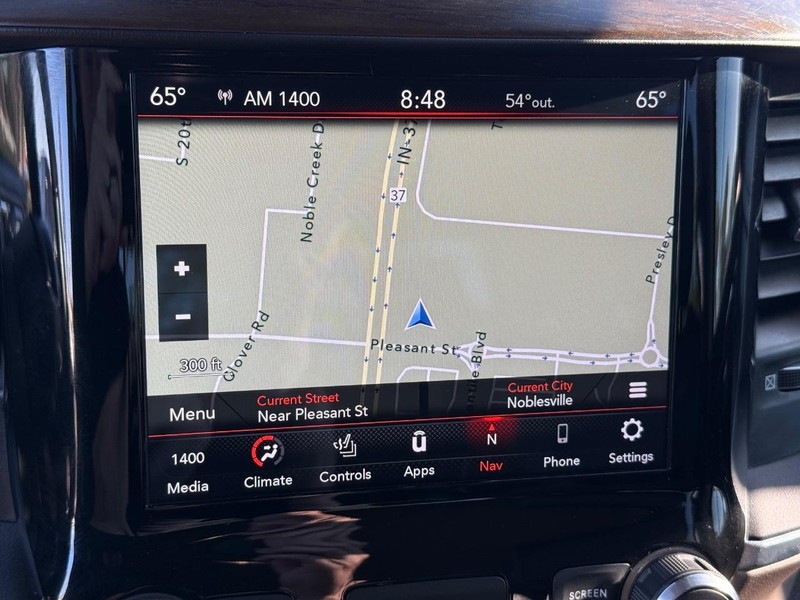 Ram 1500 Vehicle Full-screen Gallery Image 23