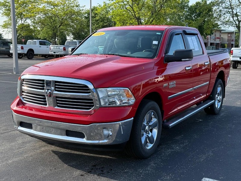 Ram 1500 Vehicle Full-screen Gallery Image 8