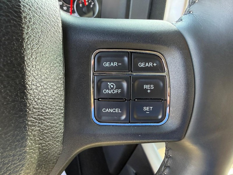Ram 1500 Vehicle Full-screen Gallery Image 21