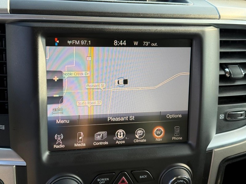 Ram 1500 Vehicle Full-screen Gallery Image 23
