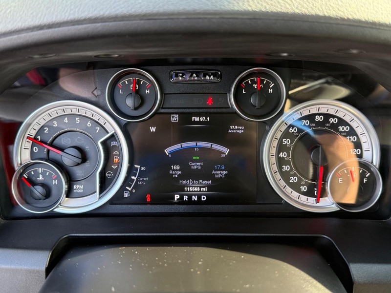 Ram 1500 Vehicle Full-screen Gallery Image 27