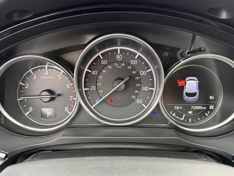 Mazda CX-9 Vehicle Full-screen Gallery Image 33