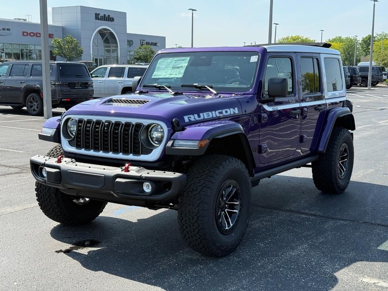 Jeep Wrangler Vehicle Full-screen Gallery Image 8