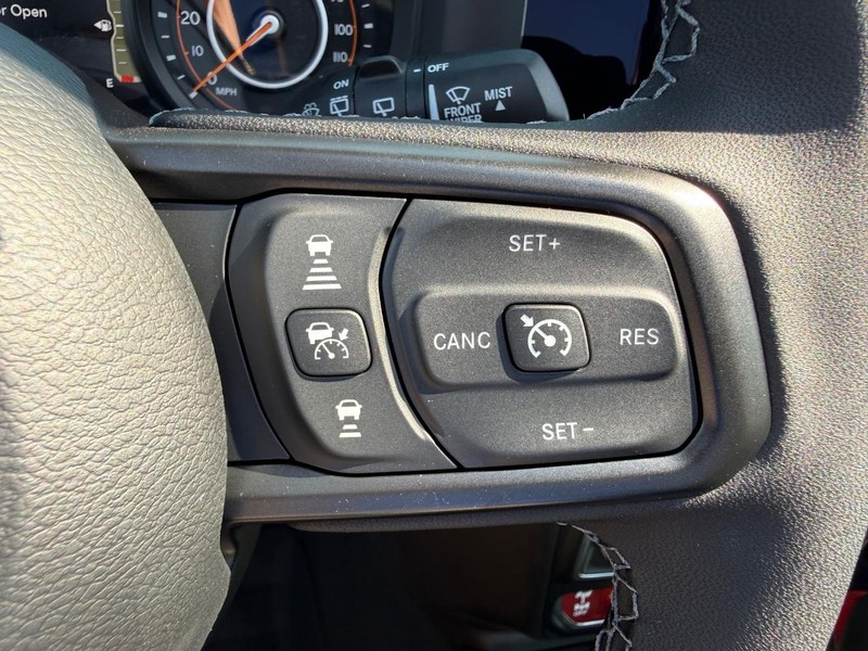 Jeep Wrangler Vehicle Full-screen Gallery Image 21