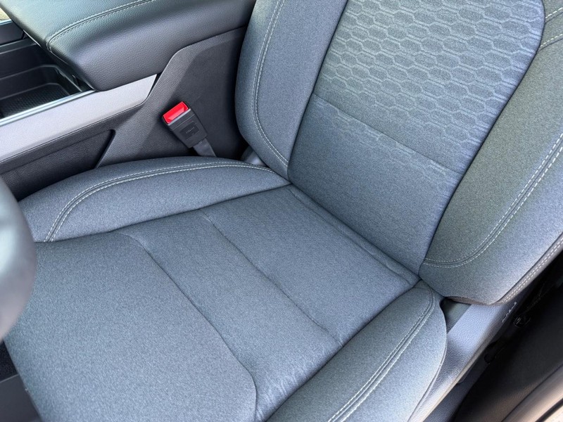 Ram 1500 Vehicle Full-screen Gallery Image 29