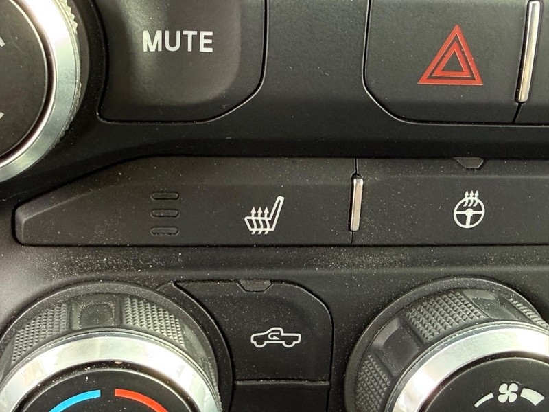 Ram 2500 Vehicle Full-screen Gallery Image 23