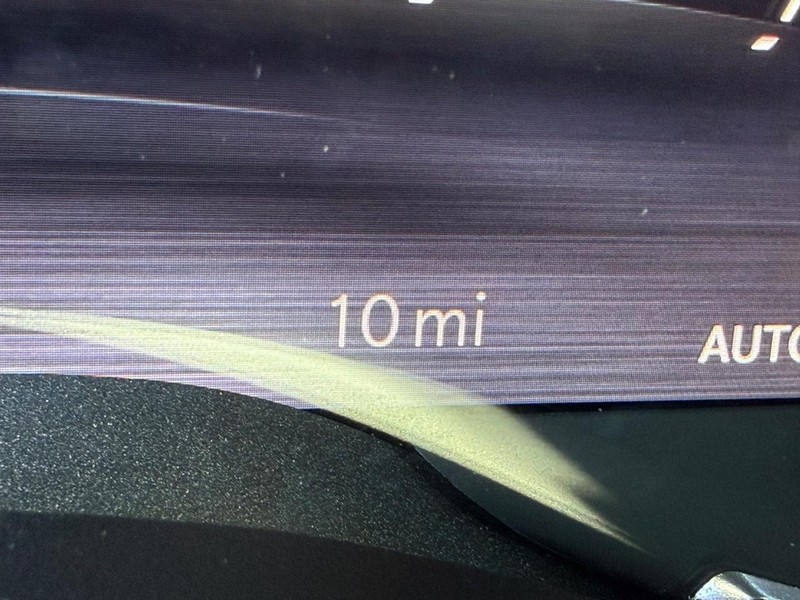 Ram 1500 Vehicle Full-screen Gallery Image 29