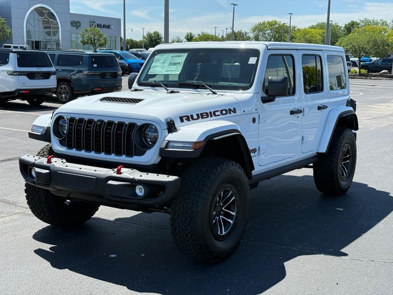 Jeep Wrangler Vehicle Full-screen Gallery Image 8