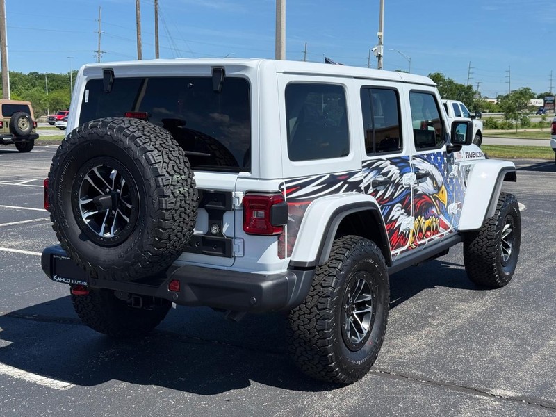 Jeep Wrangler Vehicle Full-screen Gallery Image 34