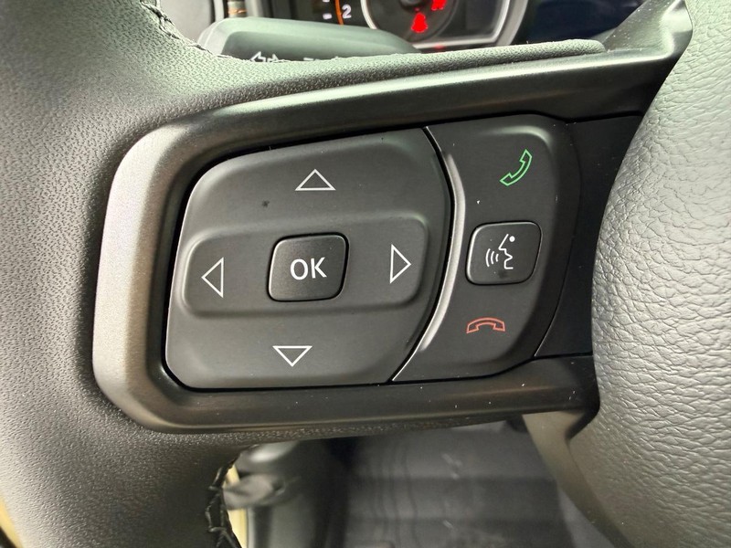 Jeep Gladiator Vehicle Full-screen Gallery Image 20