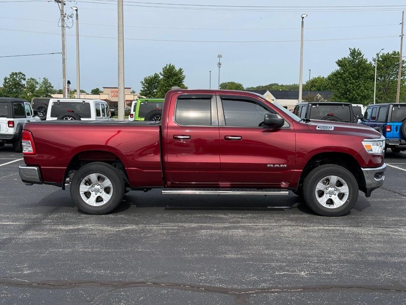 Ram 1500 Vehicle Full-screen Gallery Image 2