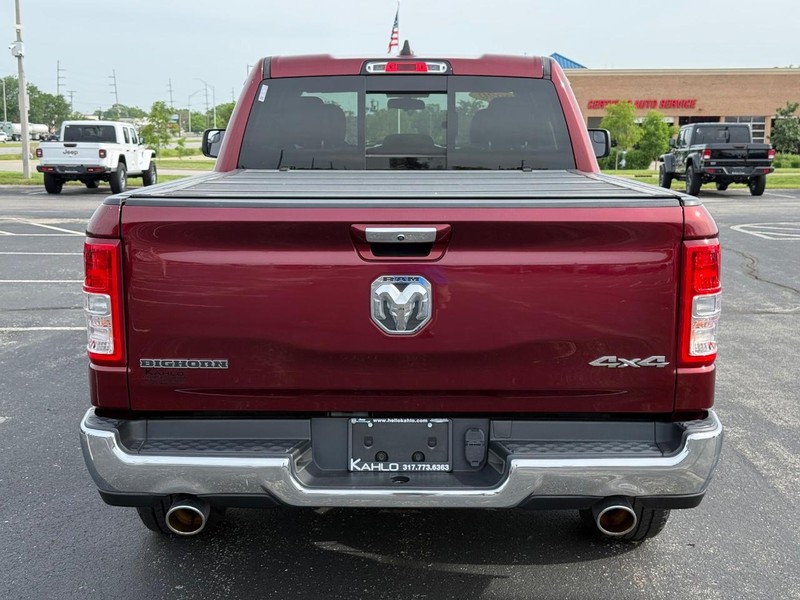 Ram 1500 Vehicle Full-screen Gallery Image 4