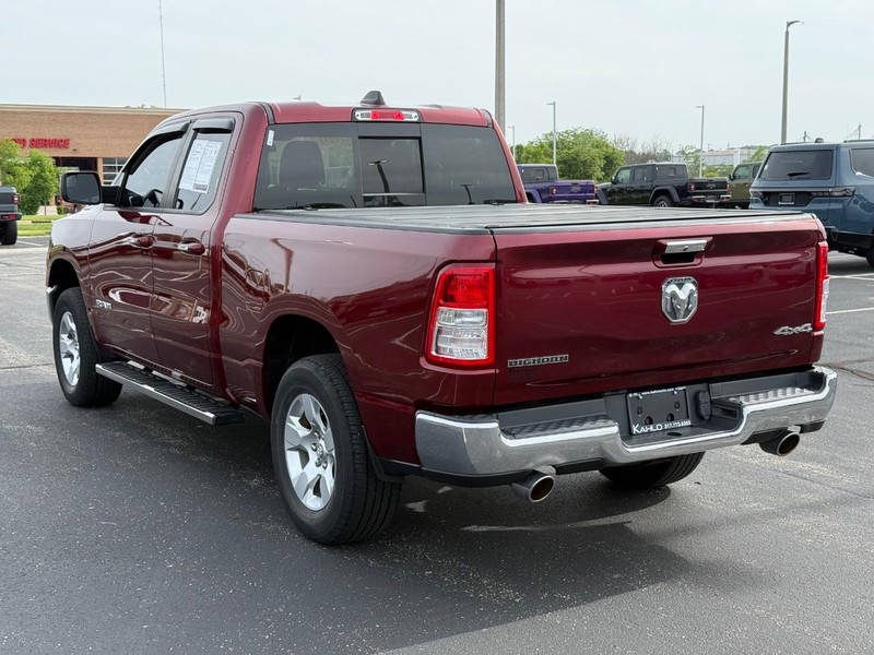 Ram 1500 Vehicle Full-screen Gallery Image 5