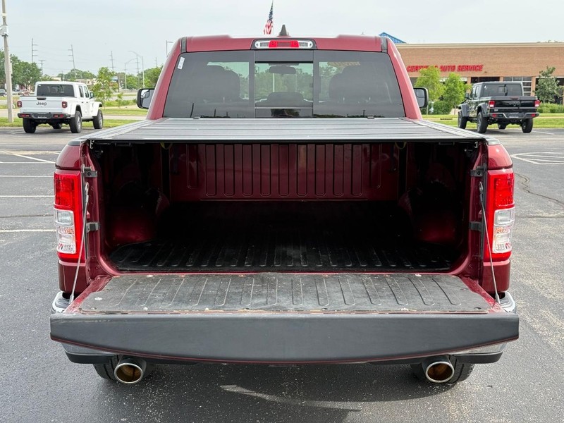 Ram 1500 Vehicle Full-screen Gallery Image 7