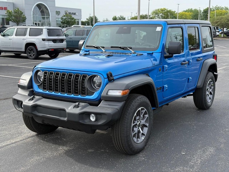 Jeep Wrangler Vehicle Full-screen Gallery Image 9
