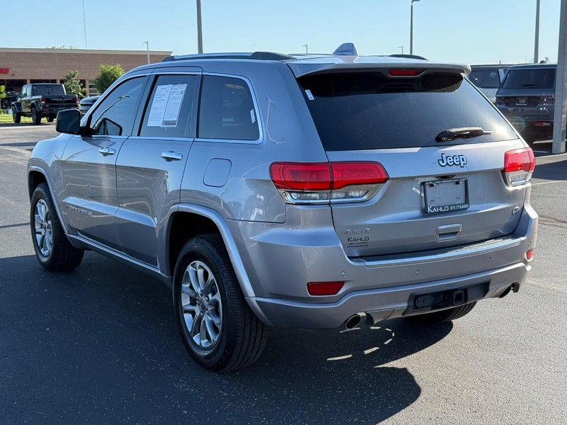Jeep Grand Cherokee Vehicle Full-screen Gallery Image 5