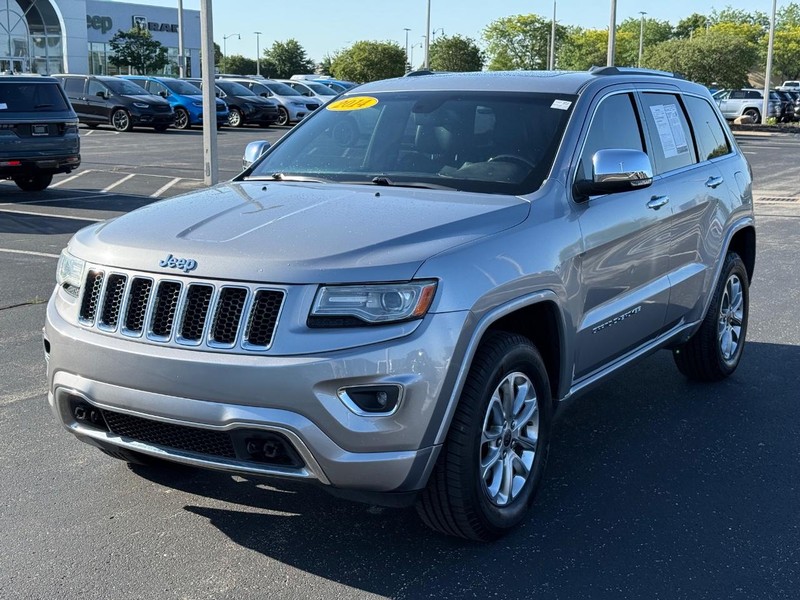 Jeep Grand Cherokee Vehicle Full-screen Gallery Image 9