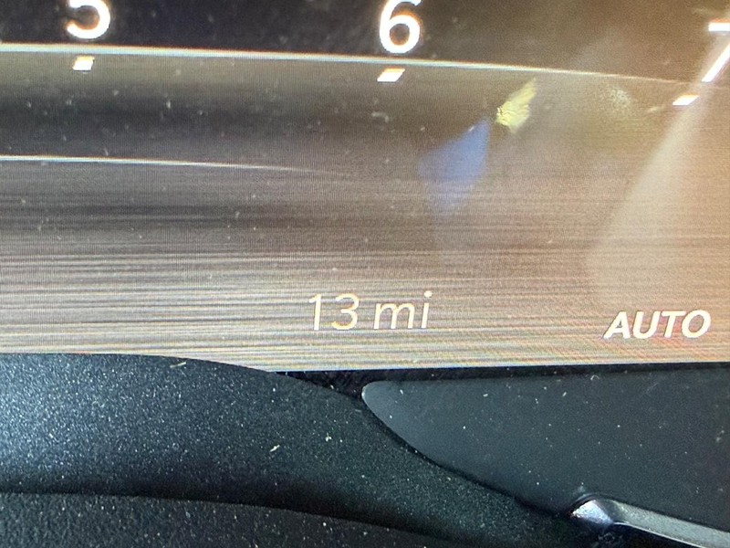 Ram 1500 Vehicle Full-screen Gallery Image 29