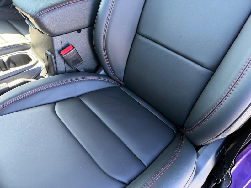 Jeep Wrangler Vehicle Full-screen Gallery Image 31