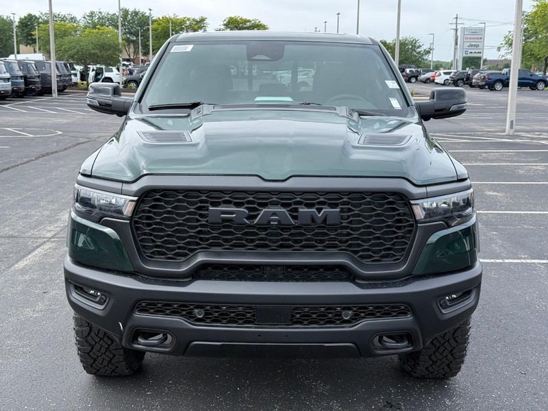 Ram 1500 Vehicle Full-screen Gallery Image 10