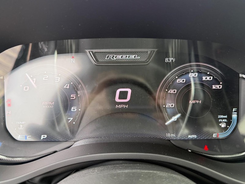 Ram 1500 Vehicle Full-screen Gallery Image 29